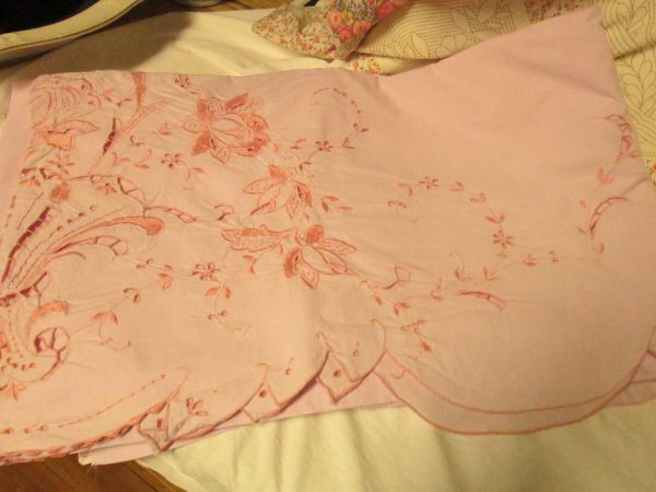 Beautiful Embroidered Cutwork Top Sheet Full Size Pink with Pink Embroidery 81x108