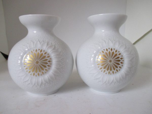 Fine bone china Modern Kaiser Vase & Candlestick holder Combo pair White with gold star pattern collectible MOD Retro Cottage Germany round