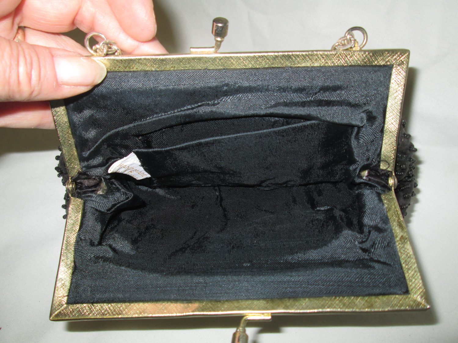 VINTAGE 1960S BLACK + GOLD CHRYSANTHEMUM HANDBEADED EVENING BAG
