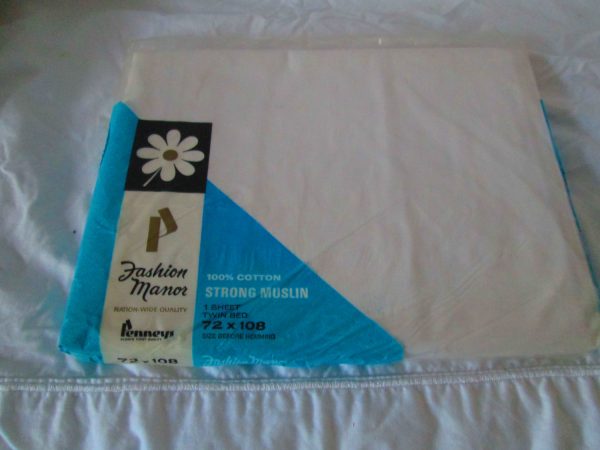 Vintage New Old stock Flat Twin Sheet White 100% cotton muslinFashion Manor Penneys first quality 72x108
