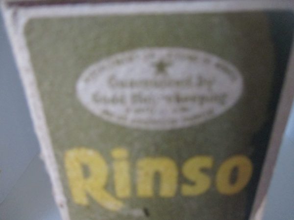 Vintage Rinso White Laundry Soap with original contents Mommy Loves Rinso 'cause it Gets Out Dirt...Fast Vintage laundry display advertising