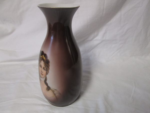 Antique Beautiful Portrait Vase ca. 1900 Queen Louise fine china hand painted England