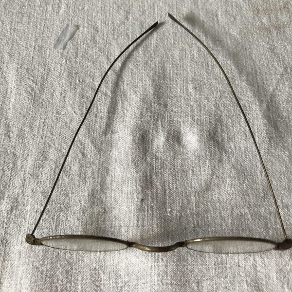 Antique Eyeglasses 1860-65 Wire rim eyeware