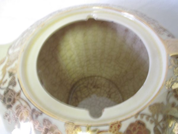 Antique Ivory Teapot Ribbed fan pattern with gold overlay floral pattern top no damage crazed inside Sadler England