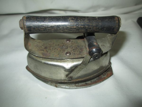 Antique Miniature Salesman Sample Hot iron Asbestos Sad Iron Sample with metal under plate Paperweight Home Decor