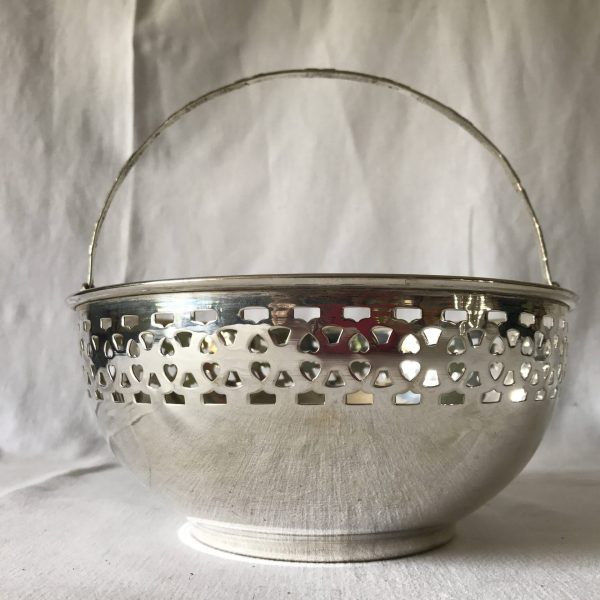 Beatutiful Wedding Basket Handled Basket Silverplate International Silver Reticulated Rim
