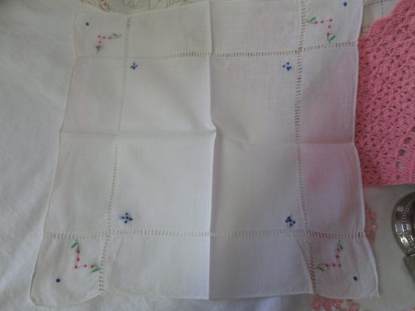 Beautiful 1940's embroidered hankie handkerchief hemstitch trim hand embroidered white cotton