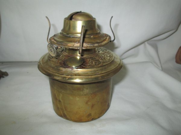 Beautiful Antique Kerosene Lamp Hand painted Eagle Brand Removable Canister Beautiful Glass Base Early 1900's