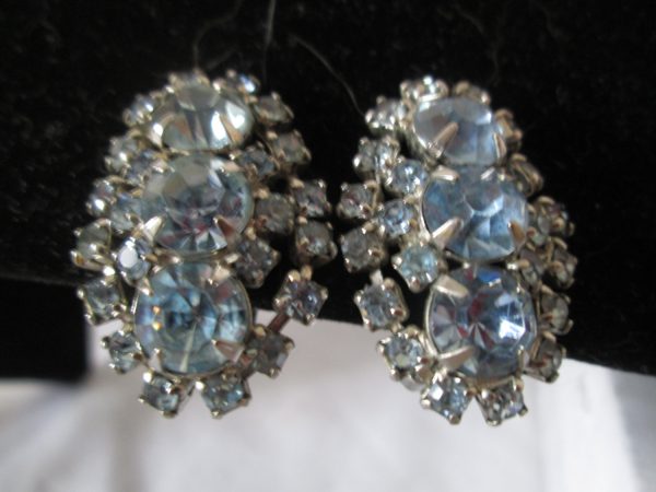 Beautiful Clip Mid Century Light Blue Rhinestone Clip Oval  Earrings with plated backs