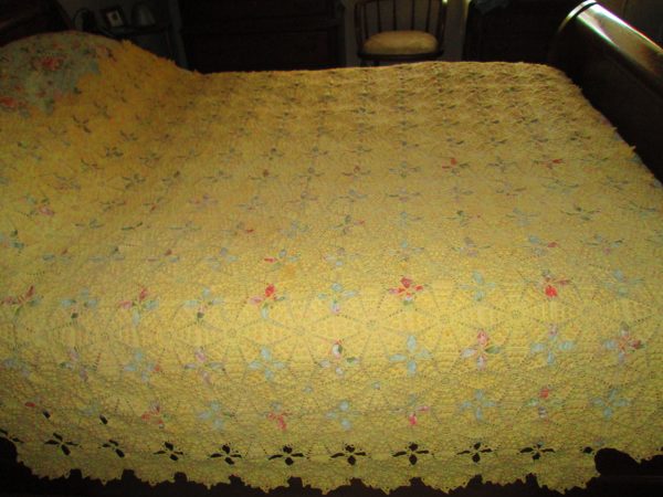 Beautiful Ivory hand made Crochet Bed Cover Coverlet Bedspread 100% Cotton 70 x 84
