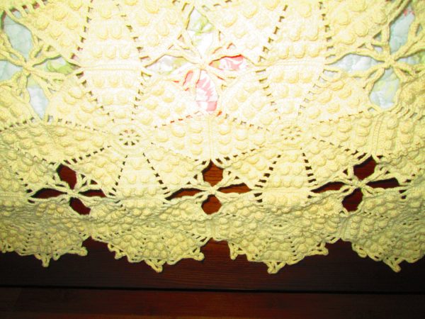 Beautiful Ivory hand made Crochet Bed Cover Coverlet Bedspread 100% Cotton 70 x 84