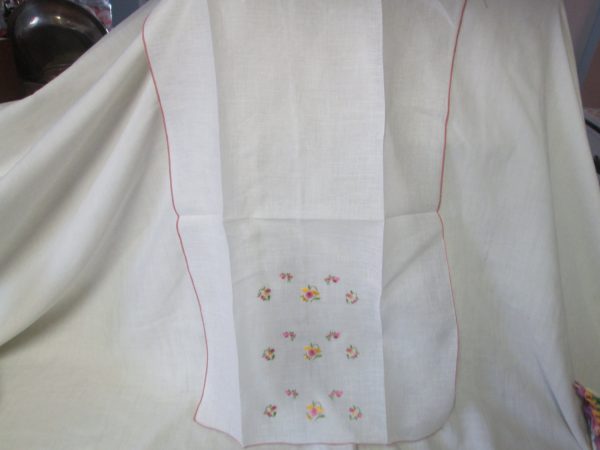 Beautiful Vintage Fine Cotton Embroiderd Floral Tea Towel