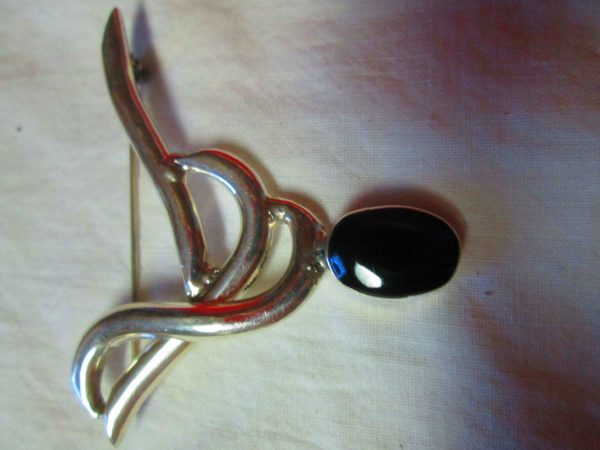 Beautiful Vintage Large Sterling Silver Brooch Pin with Black Onyx Stone Fantastic Art Deco Design