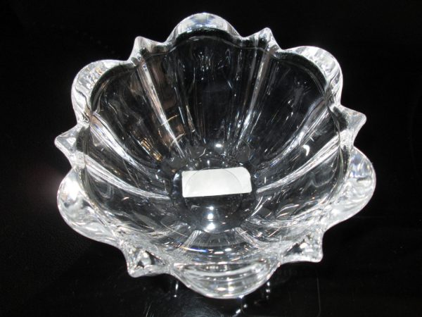 Beautiful Vintage Unused Mikasa Crystal bowl Austria Beautiful cut crystal with original label Austrian Crystal Center bowl home decor