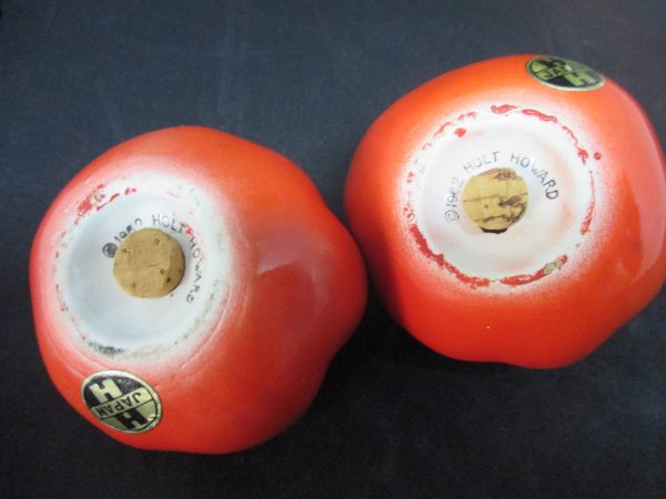 Fantastic 1962 Holt Howard Tomatoes Salt & Pepper Shakers decor collectible display tableware dinning kitchen farmhouse cottage Japan