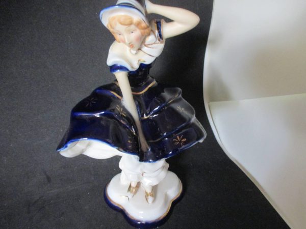 Figurine Cobalt white & gold Woman in a wind storm Hinode Moriyama Victorian style Fantastic Detail Cottage Collectible Display 1940-50