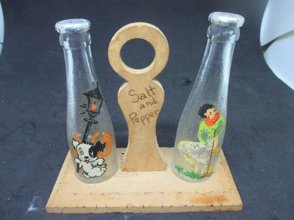 Glass Bottles Dog with Lamp Woman with golf club Salt & Pepper Shaker Farmhouse Collectible Country Cottage Shabby Chic display Pensacola FL
