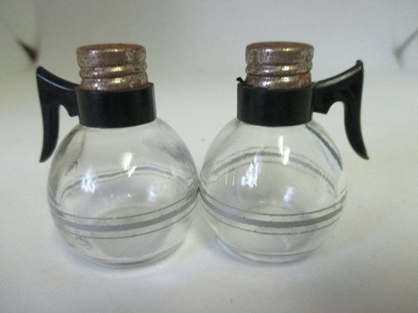Mid Century Miniature Pyrex coffee pots Salt & Pepper shakers cottage collectible display farmhouse country Kitchen clear glass black handle
