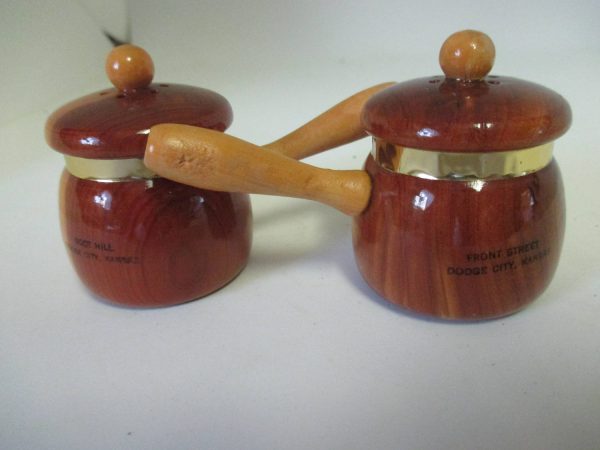 Mid Century Wooden Pots Salt & Pepper shakers cottage collectible display farmhouse country Kitchen clear glass black handle