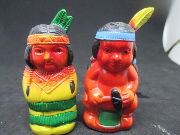 Native American Indian hard plastic Salt & Pepper Shakers decor collectible display tableware dinning kitchen cottage 1950's farmhouse