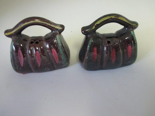 Pottery Purse Handbag shaped Mid Century Salt & Pepper Shaker Farmhouse Collectible Cottage Shabby Chic display original stoppers Japan