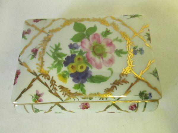 Pretty Vintage Fine bone China Royal Europe Book shaped Trinket Box Gold trim Floral Pattern