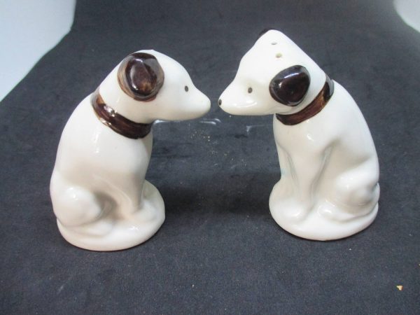 RCA dogs Salt & Pepper Shakers decor collectible display tableware dinning kitchen farmhouse cottage 1940's Porcelain black and white