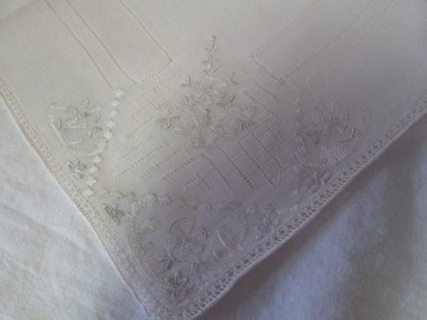 Stunning Vintage wedding hanky floral embroidered with cut work collectible display cottage shabby chic decor