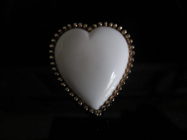 Stunning White Porcelain Heart Brooch Gold Beaded Trim Pin