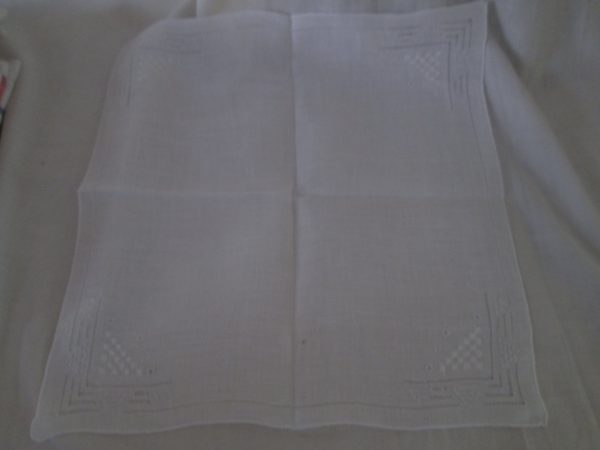 Vintage Beautiful Bridal Handkerchief Embroidered Cotton