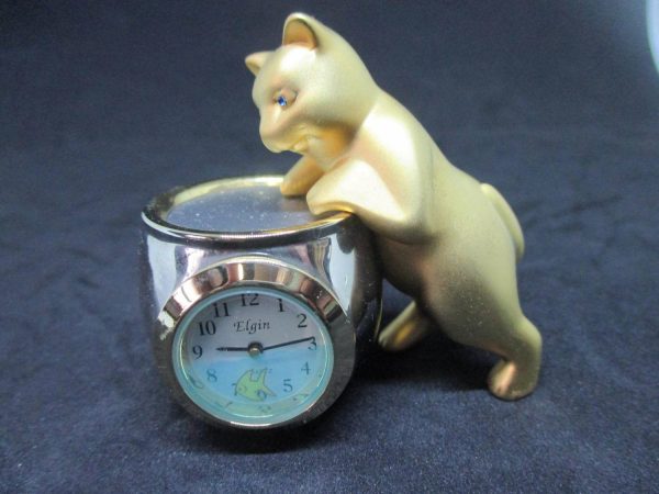 Vintage Darling Gold Cat Kitten with Fish in Fish bowl Quarts Clock all metal Elgin, Ill Blue rhinestone eyes collectible display decor