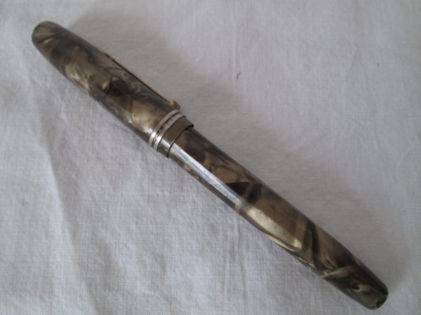 Vintage Fountain Pen Marble Brown Finish Filler Pen Durium Nib Drawno Pen