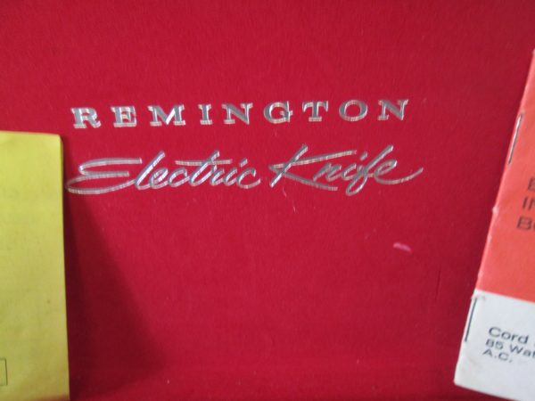 Vintage Modern Sleek Remington Electric Knife Stainless Steel 1966 Cord Model Instructions, cord, box Dining Serving Kitchen Thanksgiving