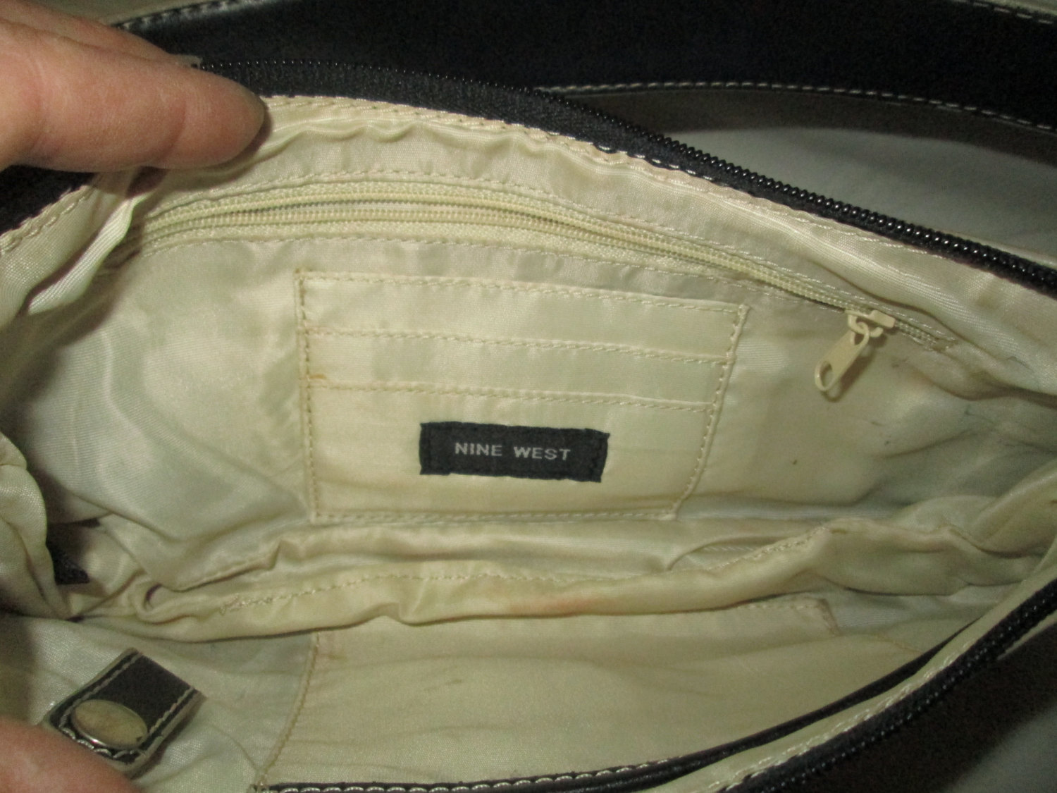 Nine West purse - clothing & accessories - by owner - apparel sale -  craigslist