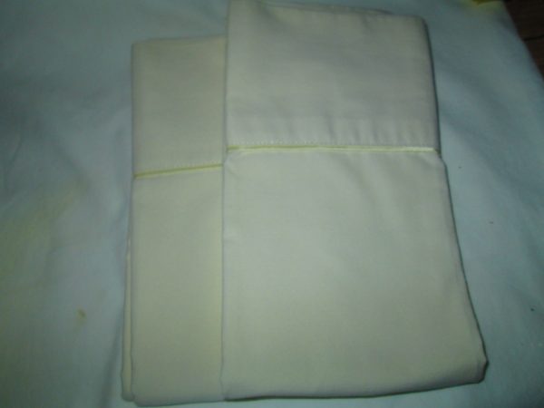 Vintage Pair of Pillowcases Ivory King Size No iron percale 20"x39"