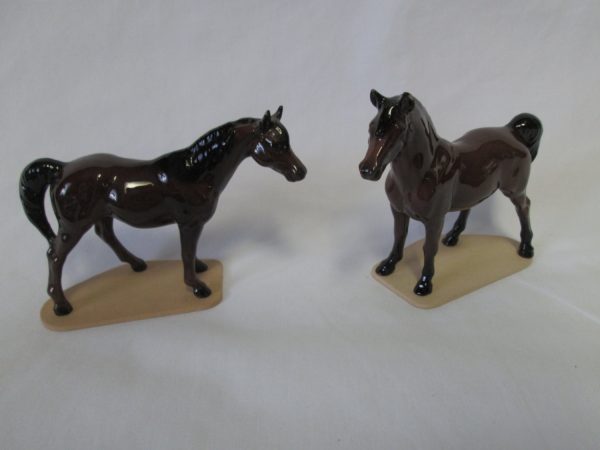 Vintage Pair of Retired Hagen Renaker Fine Porcelain Shinny Horse Figurines Bay Mare & Stallion ~these were reissued 2006
