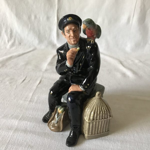 Vintage Retired ROYAL DOULTON Figurine HN2254 Shore Leave 1964