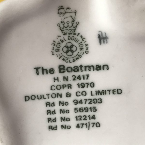 Vintage Retired ROYAL DOULTON Figurine HN2417 The Boatman