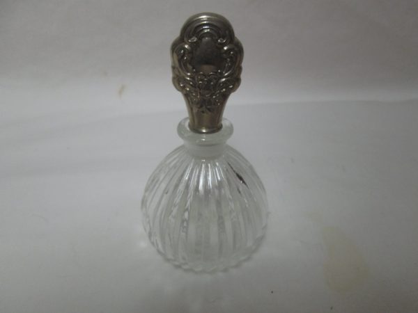 Vintage Ribbed Glass Perfume bottle with Silverplate Stopper Round bottle