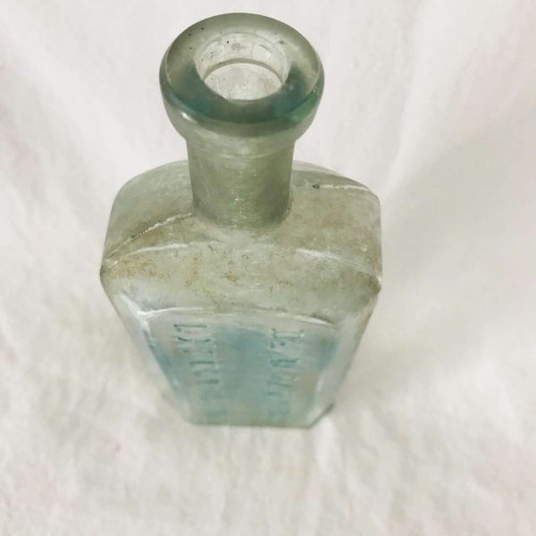 Antique Apothecary Pharmacy bottle medicine jar Medical collectible display pharmaceutical Dr. D. Jayne's Expectorant Philada blue glass