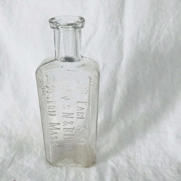 Antique Apothecary Pharmacy bottle medicine jar Medical collectible pharmaceutical Dr. Earl S. Sloan N&B Liniment Boston, Mass., USA