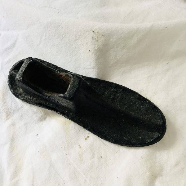 Antique cast iron cobblers shoe mold farmhouse doorstop bookend collectible display child size