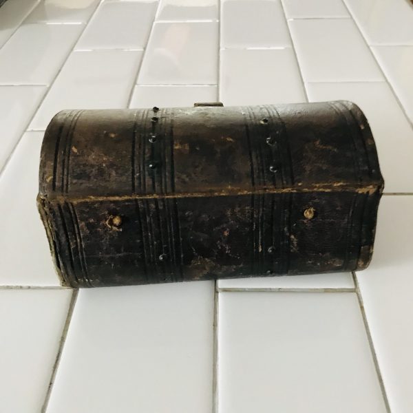 Antique leather crochet box craft sewing Victorian era with barrel latch front and bone carved tools RARE