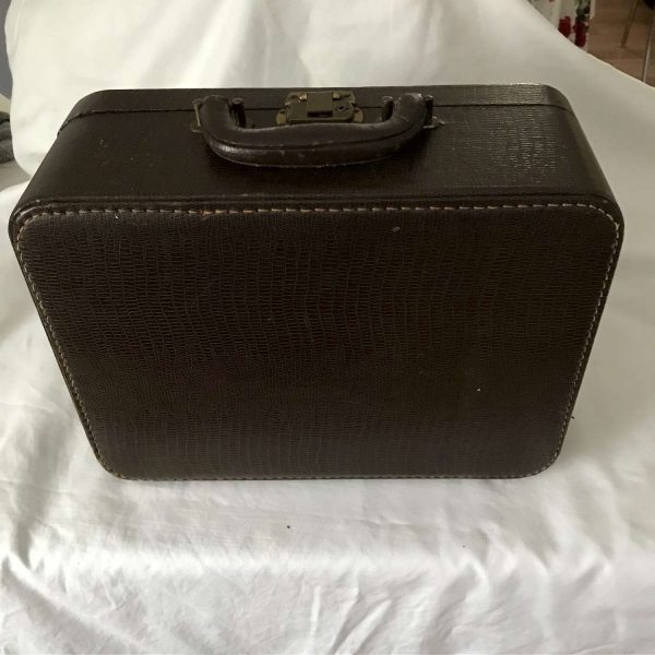 Antique Leather Train Case Luggage Storage Travel Overnight bag hard side with Cosmetic Case farmhouse cottage collectible display Mirror