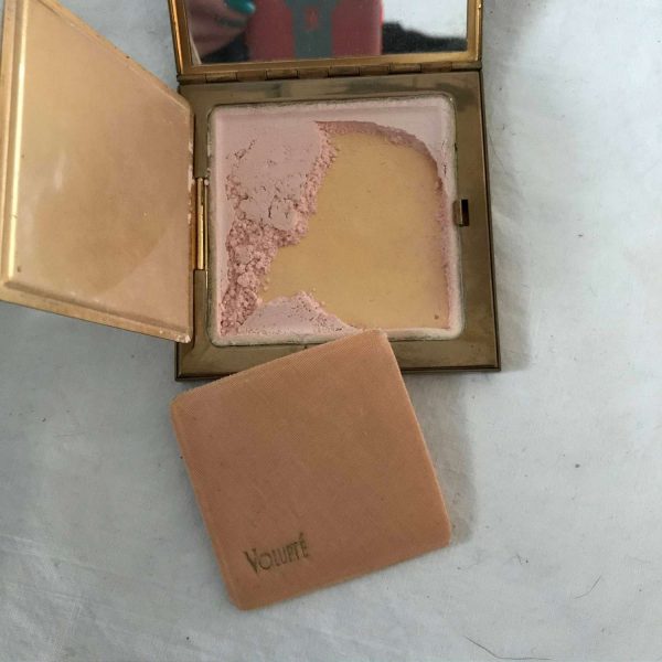 Art Deco Compact Etched Floral Brass Volupté Brand Quality Face Powder with Mirror Square Collectible Display Purse Handbag Accessory Vanity
