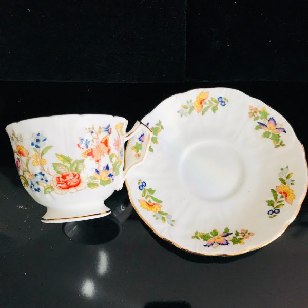 Aynsley STUNNING Tea Cup and Saucer Fine bone china England Butterfly garden Scalloped gold trim Collectible Display Cottage Coffee