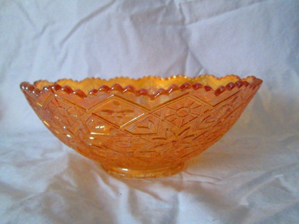 Beautiful Carnival Glass Bowl Early Piece Great Condition Marigold Home Decor Center Bowl farmhouse collectible