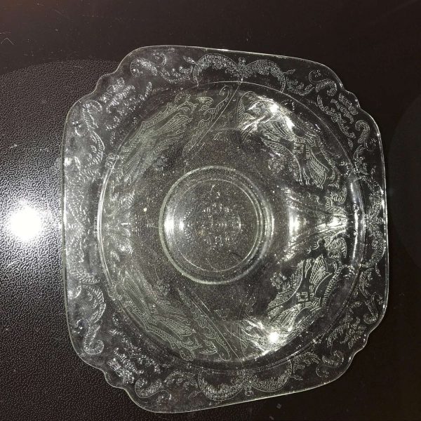 Beautiful Clear Depression glass bowl Excellent condition collectible raised pattern serving dining collectible display