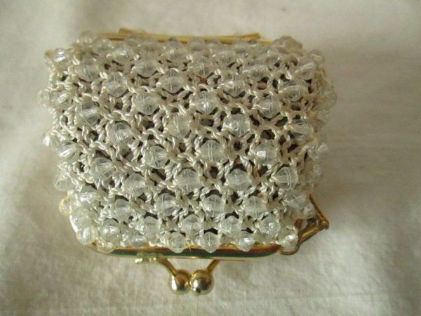 Beautiful Dainty Beaded Delia Italy Beaded Dance Purse Change Purse with Chain Gold tone