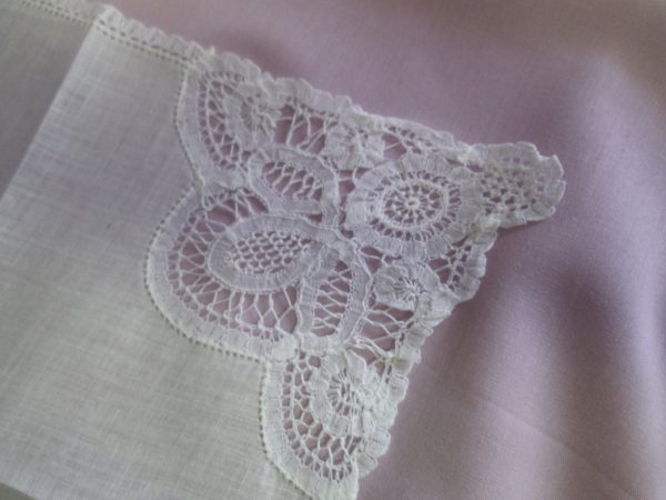 Beautiful delicate white lace corner hankie hand drawn cotton